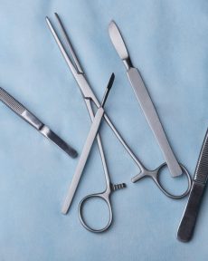 top-view-scalpel-with-other-medical-instruments